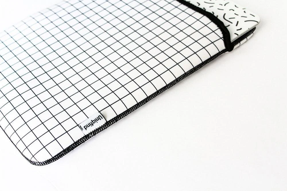 White Grid Up to 14-inch Laptop Sleeve - Image 5